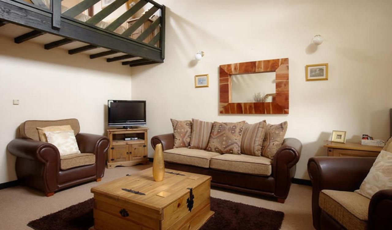 Miltons Country Lodge Lower Langford Exteriér fotografie