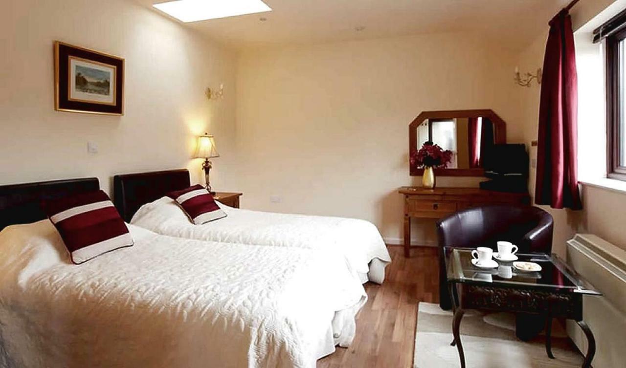 Miltons Country Lodge Lower Langford Exteriér fotografie